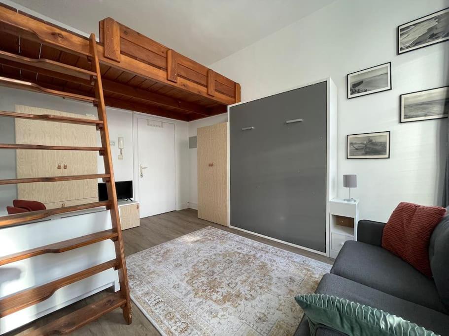Studio Ixelles Place Fernand Cocq Apartment *